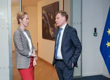 رسانه آمریکایی: اروپا با توقف مکانیسم ماشه، راه توافق با ایران را باز کند