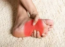 داغی و سوزش کف پا نشانه چیست؟