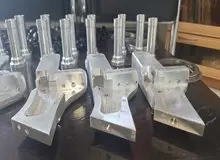 کشف محموله قالب‌های ساخت سلاح از وانت نیسان مشکوک