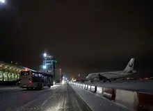 برخورد اتوبوس با هواپیما در فرودگاه مهرآباد+عکس