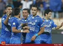 دختری که تماشاگر بازی استقلال پیکان بود+ عکس