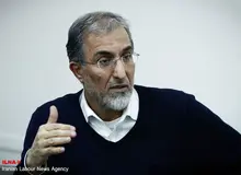 حسین راغفر: قالیباف و رئیسی بر روی گرفتاری‌های مردم سرمایه‌گذاری کرده‌اند