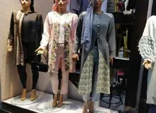 رئیس اتاق اصناف قم:  فروشندگان «متعهد» و «با اصالت»، به خانم های بدحجاب، کالا و خدمات ارائه نمی کنند / پوشیدن تی‌شرت نامناسب برای آقایان فروشنده ممنوع است