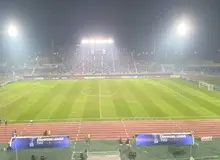 تاخیر یک ساعته در شروع بازی استقلال و الوصل/ اتوبوس الوصل در راه گم شد