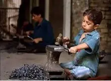 عضو کمیسیون اجتماعی شهر تهران: جمع‌آوری راه‌حل نهایی پاک کردن شهر از کودکان کار و متکدی نیست