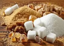 آیا عسل و شکر قهوه‌ای می‌توانند جایگزین سالم‌تری برای شکر باشند؟ نظر متخصصان را بخوانید