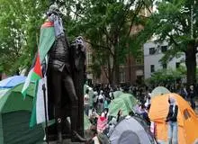 چفیه فلسطینی بر گردن جرج واشنگتن