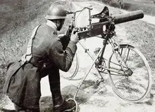 تیربار روی دوچرخه / فناوری عجیب جنگ جهانی اول