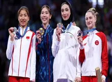 آیا پزشکیان با پذیرش بدون کنکور مبینا نعمت زاده در رشته پزشکی موافقت کرد