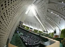 بررسی وزرای پیشنهادی دولت چهاردهم در مجلس آغاز شده است و مسعود پزشکیان رئیس جمهور، ۲ ساعت و ۳۰ دقیقه برای دفاع از کابینه خود فرصت دارد.