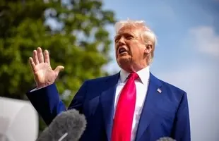 ترامپ: می‌خواهم شخصاً در انتخاب رهبر جدید ایران دخالت کنم/ از حمله کردها به ایران حمایت می‌کنیم