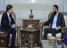 دیدار جولانی با کت و شلوار جدید با فرستادگان انگلیس 