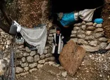 بازگشت به غارنشینی به‌علت فقر 