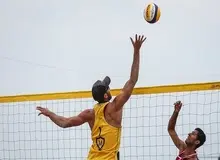 بانوان، تماشاگر مسابقات والیبال ساحلی شدند