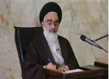 نباید به بهانه تربیت، فرزند آوری را کاهش داد/ اگر ازدواج کنید و فقیر باشید خدا رزق شما را می‌دهد