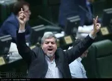 انتقاد شدید کواکبیان از نمایندگان مخالفِ برنامه‌های دولت: اینجا مجلس است نه خطبه های پیش از نماز جمعه!