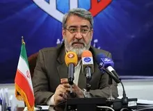 دولت با تمام امکانات، در حال کار در زمینه ریزگردها است