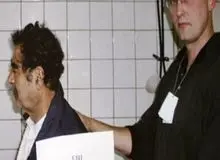 رخت‌شویی صدام در زندان! + عکس
