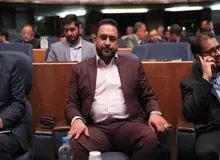 تجلیل از مسعود جوکار درزی مدیرعامل موسسه حقوقی مجد وکیل الرعایا در دومین اجلاس سراسری مدیران ارزش آفرین 