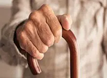 ۸ توصیه کلیدی برای ارتقای سلامت جسم و روان سالمندان