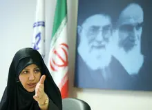 هشدار نماینده مجلس نسبت به 'نامزدی دختران با شهدا'