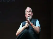 با لری بریلینت پیشگوی کرونا آشنا شوید/ آینده ی کرونا به کدام سوی می رود؟