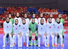 تساوی زنان فوتسالیست ایران و لهستان