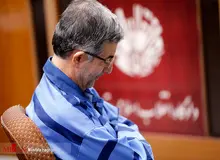 حواشی برگزاری دادگاه رییس دفتر احمدی نژاد/ مشایی: کیفرخواست را نخوانده‌ام/ قاضی دادگاه: کیفرخواست را برای شما آورده‌اند از پذیرش آن استنکاف کرده‌اید
