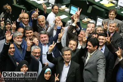 گلایه عارف نزد خاتمی؛ دولت از حامیان اصلاحطلبش فاصله گرفته/ گزارش عملکرد فراکسیون امید