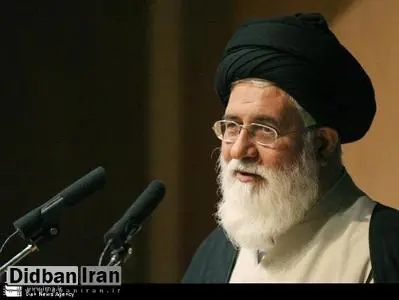 علم الهدی: بانوان انقلابی با برداشتن حجاب خود قدم در راه رضا خان گذاشته اند