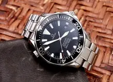 چرا با وجود دقت بالاتر ساعت های مچی کوارتز نسبت به ساعت های مکانیکی قیمت آن ها ارزان تر است؟