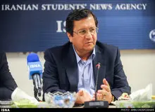رییس بانک مرکزی در جلسه با فراکسیون امید: بازار ارز و سکه را به ثبات می‌رسانیم
