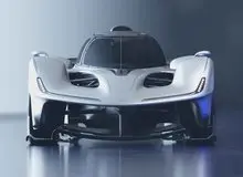 ابرخودروی ردبول به میدان رقابت آمد