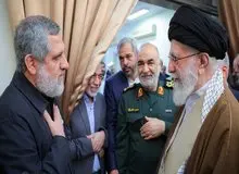 همسر شهید حاج رمضان: هر بار نام حاج قاسم می‌آمد اشک می‌ریخت/ هیچ‌وقت پارتی‌بازی در کارش نبود/ زندگی‌مان ساده اما زیبا بود