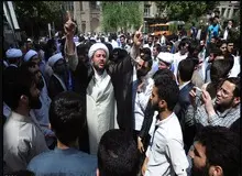 ۷۲ گروه تبلیغی حوزه علمیه قم: کشف حجاب گسترش پیدا کرده / وضعیت بغرنج بی‌حجابی، موجب نا امیدی متدینین شده است/ چراغ سبز برای بازگشت برخی هنرمندان قبل از انقلاب بدون اظهار ندامت آنان نشانه نفوذ لیبرالیسم است 