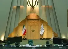  افشاگری جدید از مجلس؛ با تبلت و هدیه به دنبال رای جمع کردن هستند!