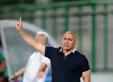 منصوریان سرمربی صنعت نفت آبادان شد/عکس