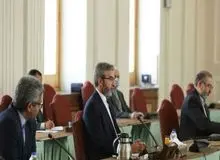 به فعالان سیاسی که پس از شهادت سردار سلیمانی از مذاکره با غربی ها دفاع می کنند؛ ایراد نگیرید!