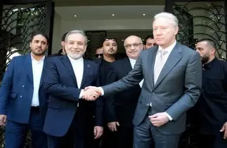 عراقچی: تصمیم وزیر خارجه لبنان برای استقبال نکردن از دعوت ما برای سفر به ایران، مایه شگفتی است