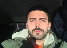 محمد صادقی از ایران خارج شد