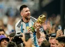 مسی زمان خداحافظی خود را اعلام کرد