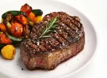 مطالعه جدید: پروتئین حیوانی می‌تواند از مرگ ناشی از سرطان جلوگیری کند