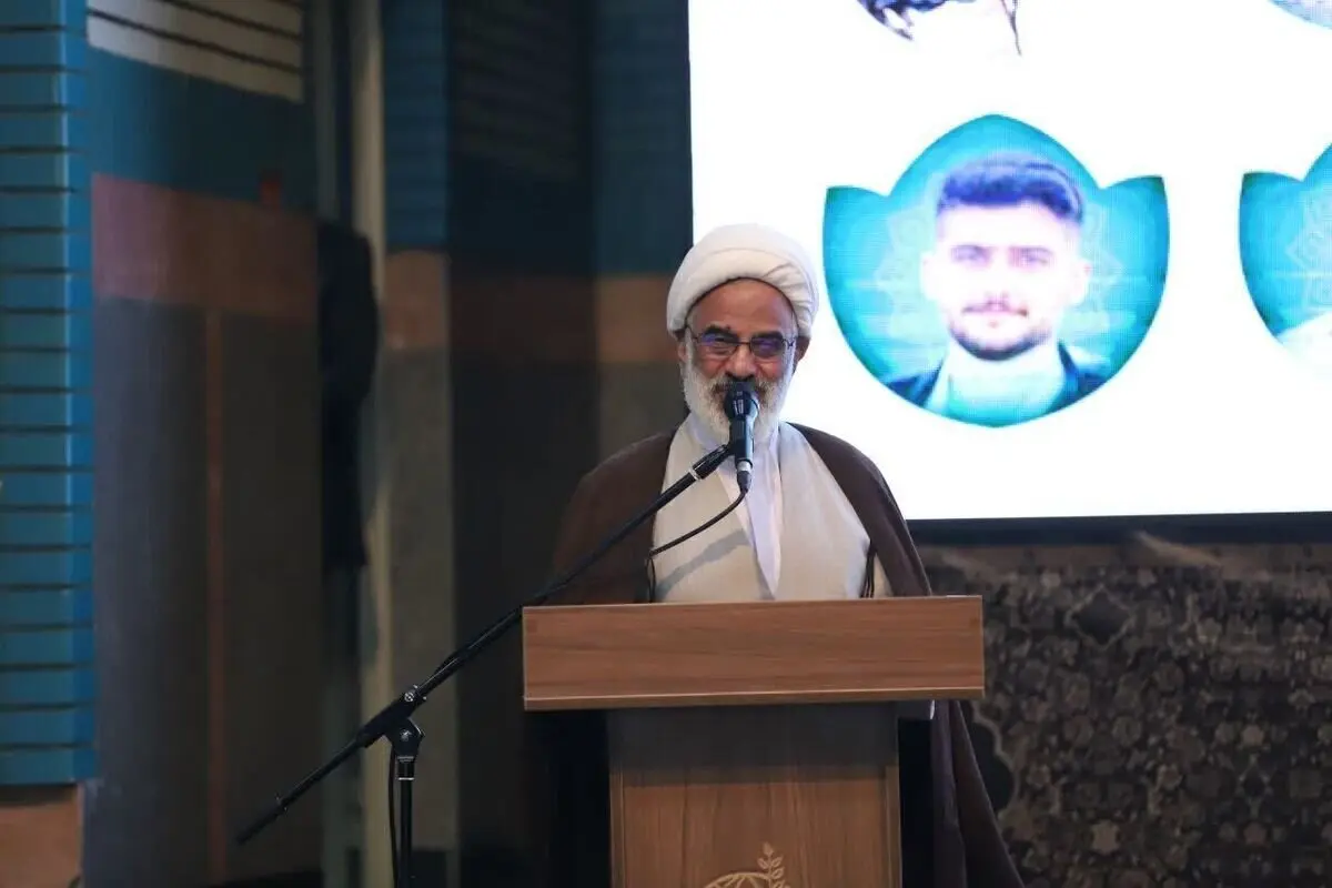  نماینده ولی‌فقیه در سپاه: طلاب و روحانیون باید به مقابله فرهنگی و رسانه ای با ضدانقلاب بپردازدند