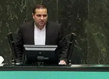 انتقاد تند نماینده مجلس به وزیر اقتصاد/ نظری خانقاه: سرمایه مردم در بازار سرمایه دود شد و شما هم مثل ما فقط تماشاگر هستید/ این چه بورسی است که با یک اظهارنظر جابه‌جا می‌شود؟