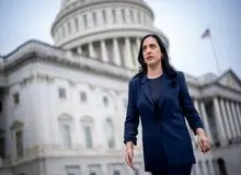 اقدام نماینده ایرانی‌تبار کنگره آمریکا درباره نام خلیج فارس/انصاری:از تغییر نام خلیج فارس تا پذیرفتن هواپیمای اختصاصی لوکس،همه به هم ربط دارند!