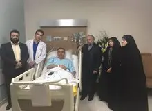 عیادت دو نماینده تهران از یک آتش‌نشان مصدوم