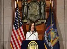  ببینید:فرماندار نیویورک: سلمان رشدی زنده است+فیلم 