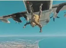 ویدیوی جدید سنتکام+فیلم/ حضور زیر دریایی‌ها تا تمرینات چتربازی و آبی خاکی