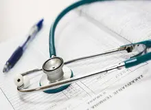 تعرفه‌های جدید ویزیت پزشکان در سال ۱۴۰۱ اعلام شد+ جدول 
