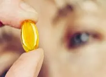 اگر در مصرف این ویتامین زیاده‌روی می‌کنید، منتظر مشکلات بینایی و کبدی باشید
